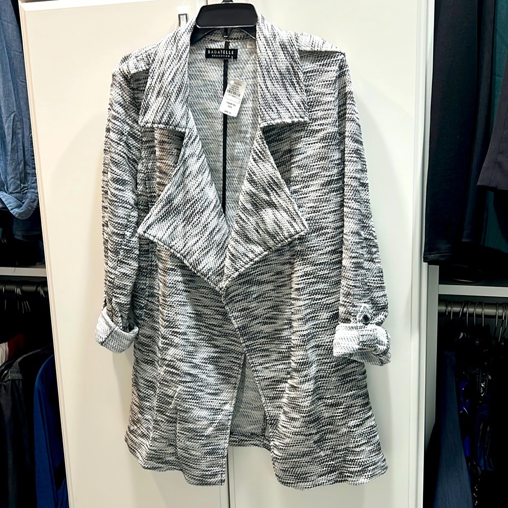 Black & white open front jacket